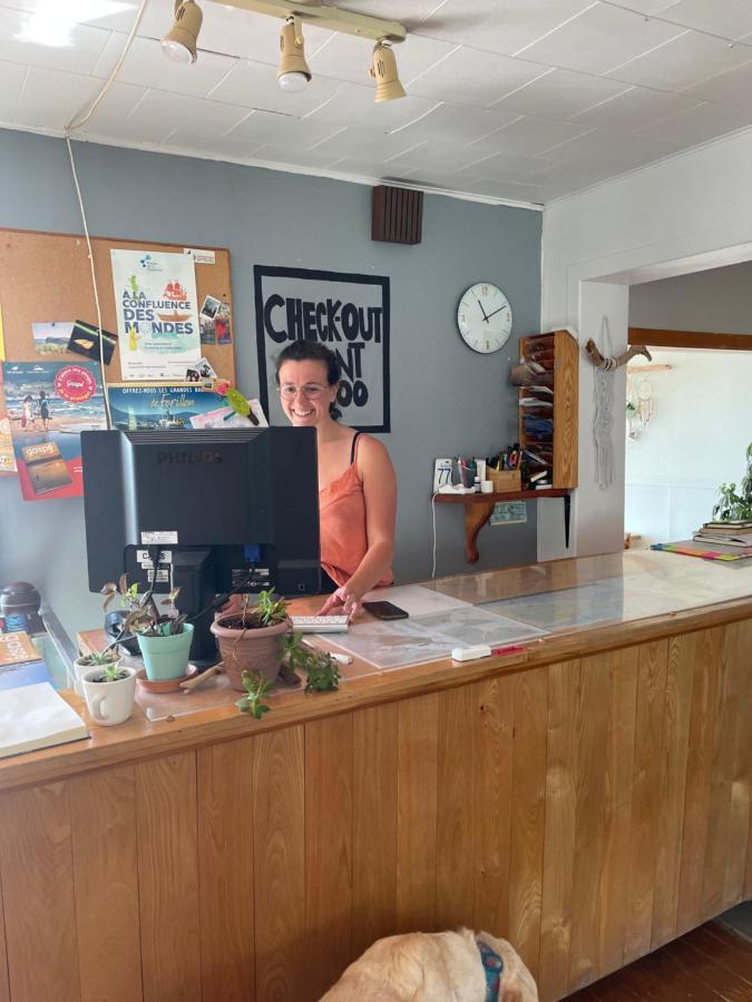 Le Carabobo Auberge Forillon Gaspé Екстериор снимка