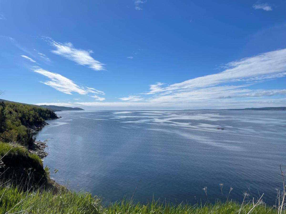 Le Carabobo Auberge Forillon Gaspé Екстериор снимка