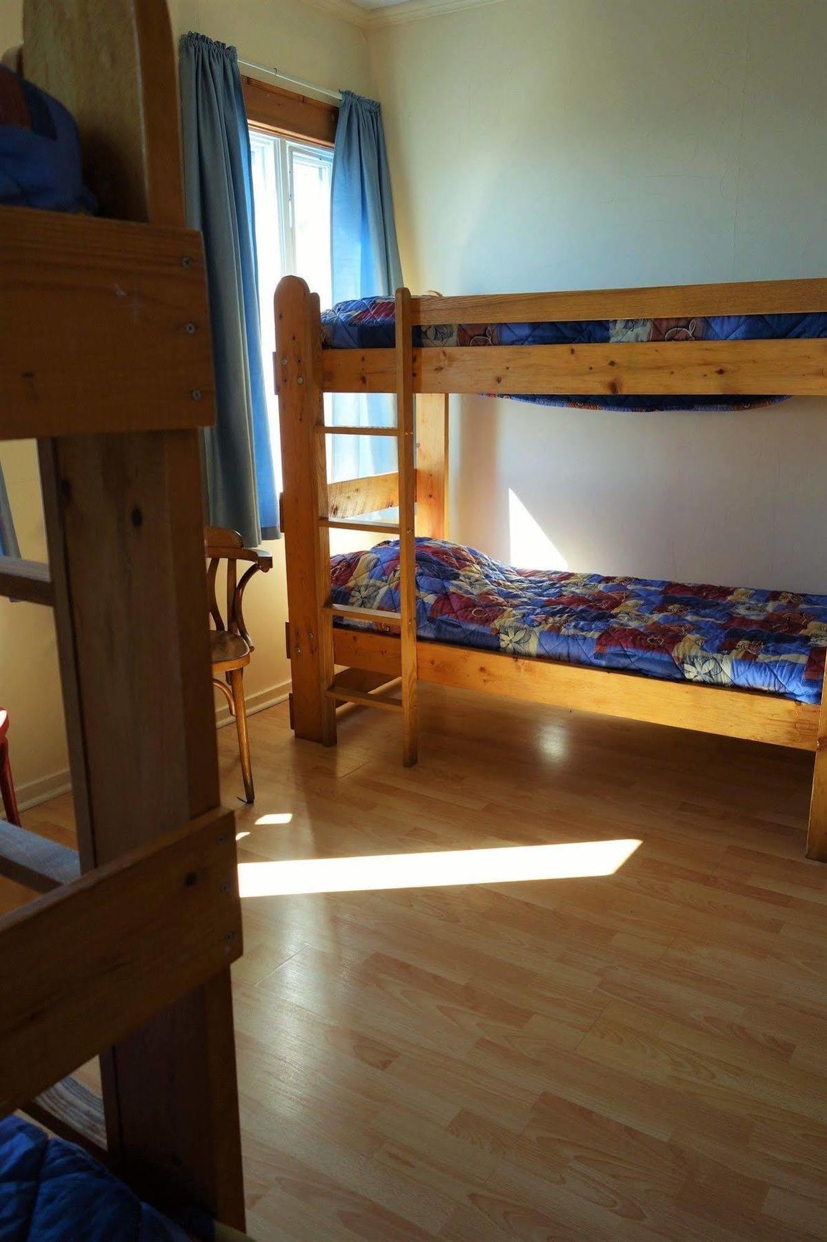 Le Carabobo Auberge Forillon Gaspé Екстериор снимка