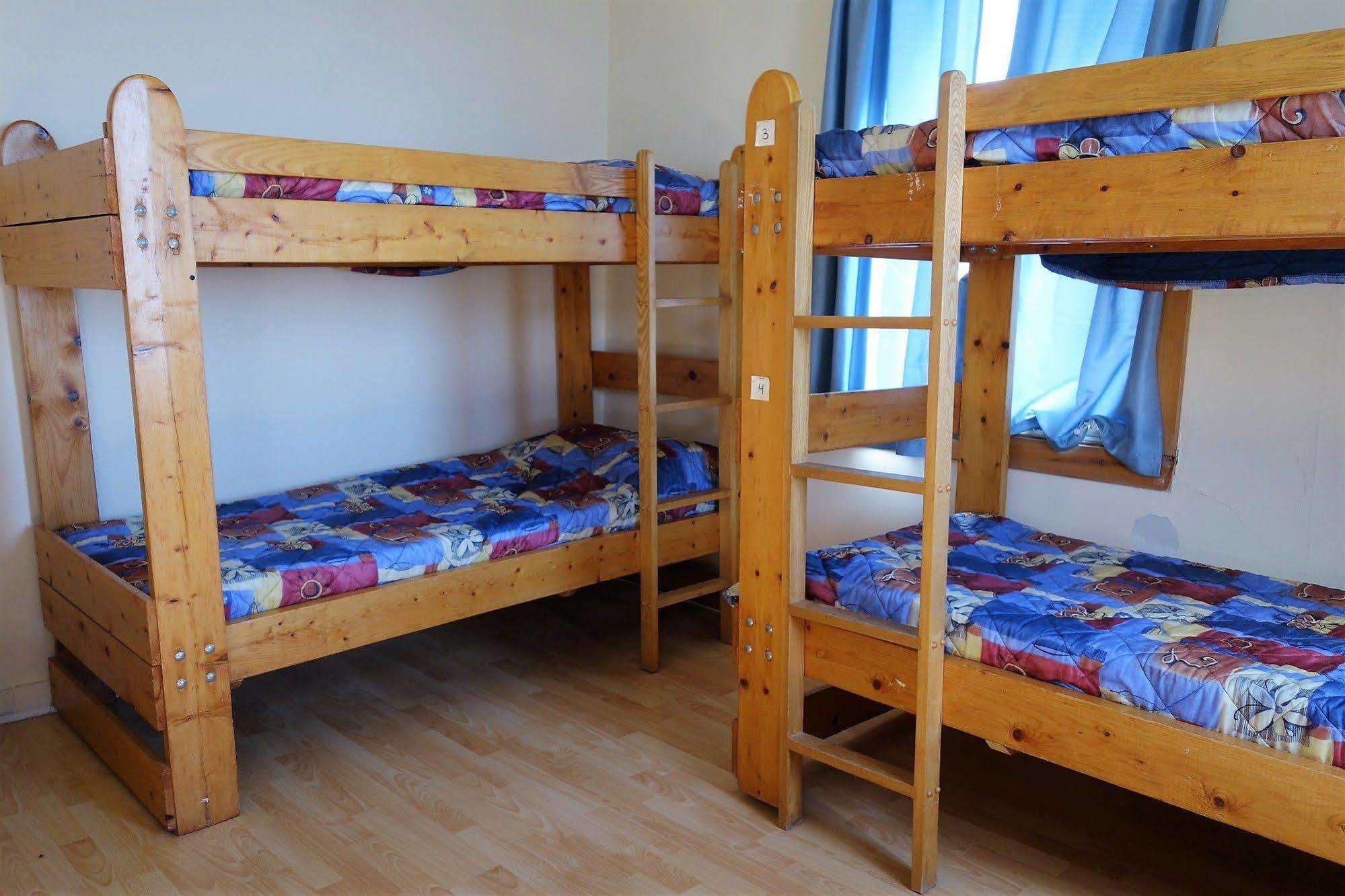 Le Carabobo Auberge Forillon Gaspé Екстериор снимка