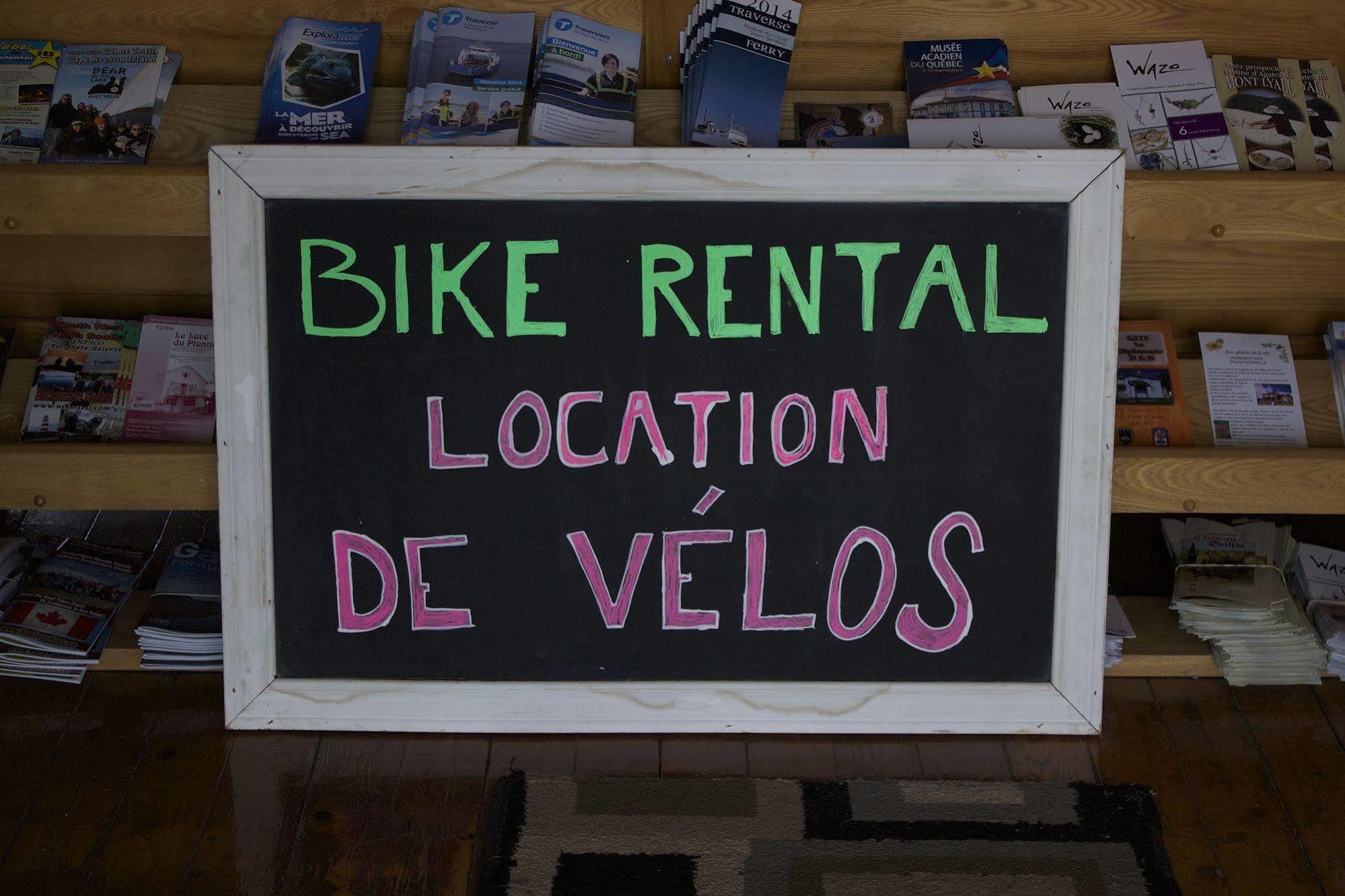Le Carabobo Auberge Forillon Gaspé Екстериор снимка